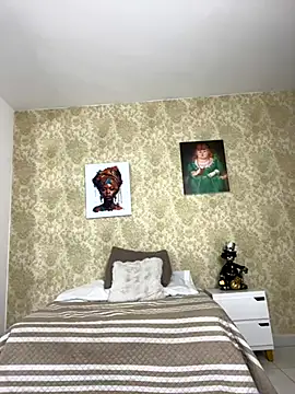 MorenaLush Eup online show from December 3, 2025, 3:03 am