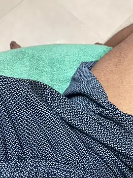 Johncockhot13690 online show from September 23, 2025, 7:39 pm