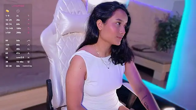 HannahMontgomery online show from April 9, 2026, 4:34 pm