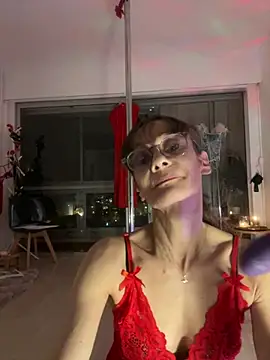 Chris06d22xh online show from February 13, 2026, 9:22 pm