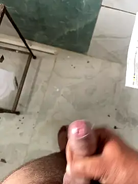 Snapshot of Desiandaj chatting on October 17, 2025, 5:43 am Desiandaj online show from October 17, 2025, 5:43 am