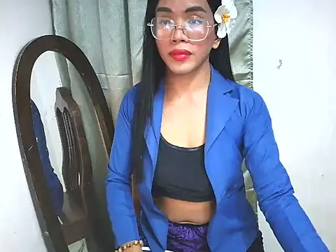  karie online show from October 14, 2025, 1:23 pm