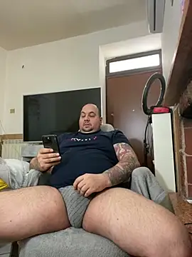 Roma84000 online show from April 17, 2026, 3:37 pm