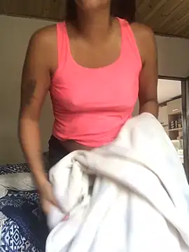 PatyPatriciaa online show from April 7, 2026, 3:34 pm