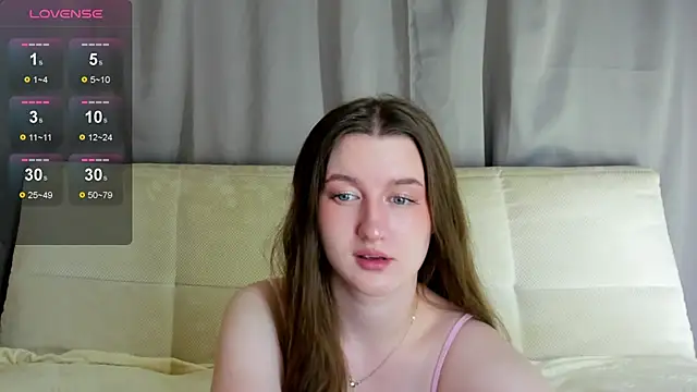 MissFoxy Ti online show from October 5, 2025, 1:37 am