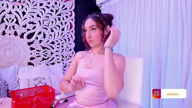 Anseru  online show from November 24, 2025, 11:43 am