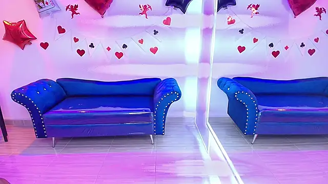 Snapshot of Anie_johnson chatting on February 11, 2026, 7:19 pm Anie johnson online show from February 11, 2026, 7:19 pm