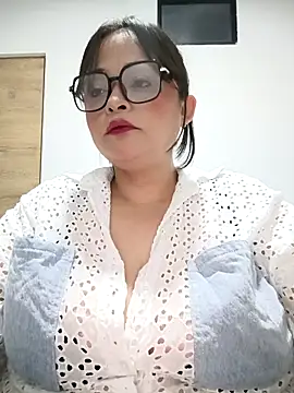 Nanna 160290 online show from September 21, 2025, 1:40 am