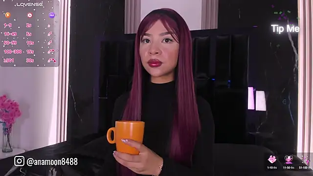 jennie whitee online show from September 12, 2025, 12:05 pm