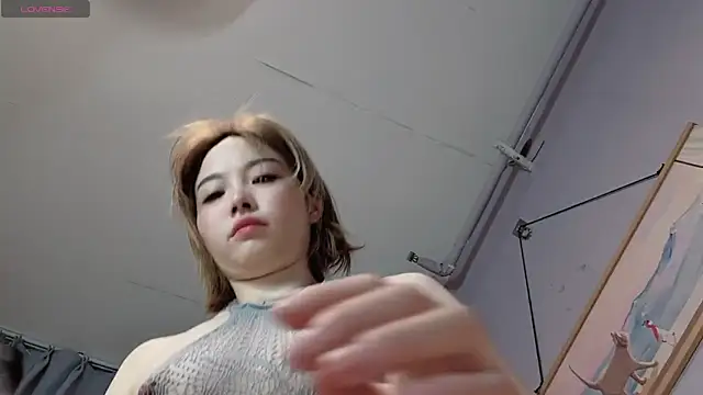 Snapshot of Y2Luvk chatting on January 7, 2026, 9:17 pm Y2Luvk online show from January 7, 2026, 9:17 pm