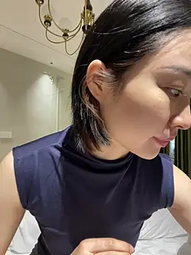 Snapshot of Y2Luvk chatting on February 20, 2026, 6:59 am Y2Luvk online show from February 20, 2026, 6:59 am