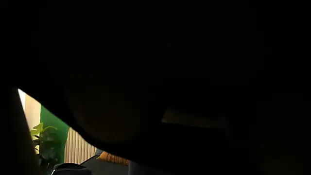 halleylorens online show from November 18, 2025, 7:18 pm