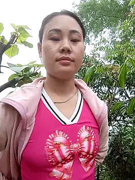 Ruaiuoi online show from April 19, 2026, 2:11 am