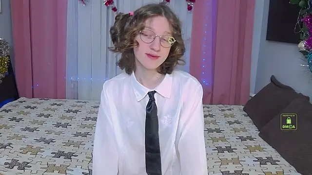 Masuzy online show from December 20, 2025, 11:17 am