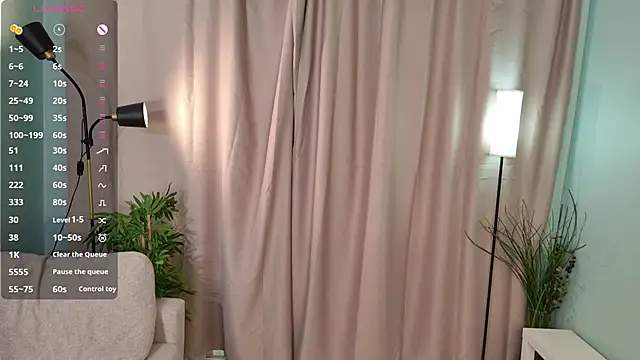 lisabaus online show from February 20, 2026, 10:05 am