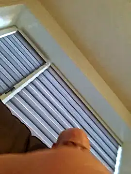 svenni2525 online show from October 30, 2025, 8:16 am