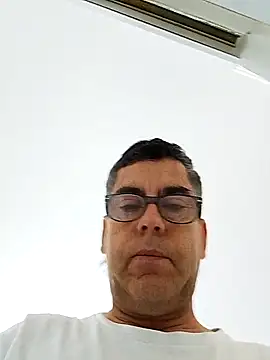 Snapshot of Papitochulo-caliente chatting on October 7, 2025, 8:39 pm Papitochulo-caliente online show from October 7, 2025, 8:39 pm