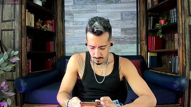 Donovan Desmond online show from April 20, 2026, 7:15 pm