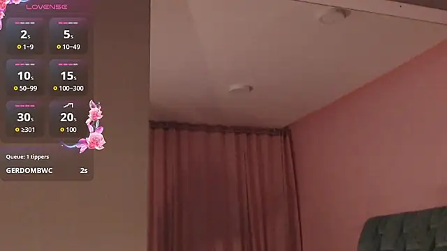 Camila Russoo online show from February 14, 2026, 11:18 am