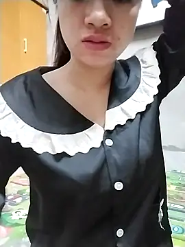 Mie rose online show from December 18, 2025, 11:11 pm