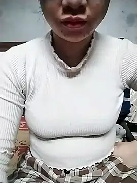 Mie rose online show from March 15, 2026, 2:28 am