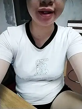 Mie rose online show from April 4, 2026, 2:10 am