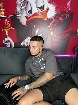 hot miguel online show from September 25, 2025, 2:15 am