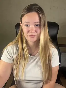 CaramelleSugar  online show from October 12, 2025, 4:28 pm