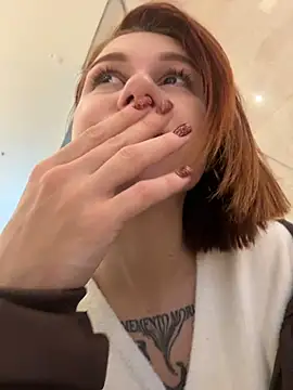 Snapshot of RosieSecret chatting on December 21, 2025, 8:10 am RosieSecret online show from December 21, 2025, 8:10 am