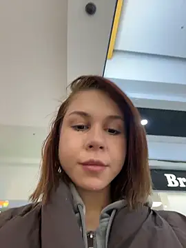 Snapshot of RosieSecret chatting on February 9, 2026, 11:03 am RosieSecret online show from February 9, 2026, 11:03 am