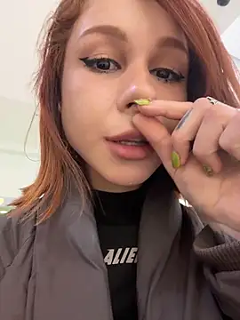 Snapshot of RosieSecret chatting on February 28, 2026, 8:04 am RosieSecret online show from February 28, 2026, 8:04 am