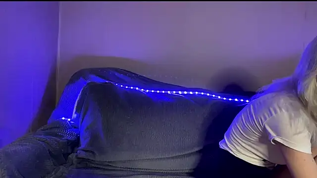 Snapshot of snowy_lisa chatting on February 11, 2026, 1:16 pm snowy lisa online show from February 11, 2026, 1:16 pm