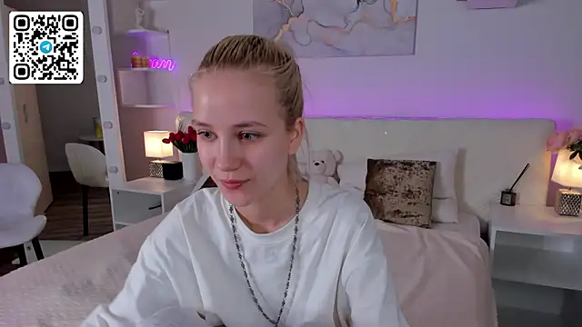 Anellyball online show from April 25, 2026, 10:51 am