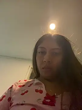 Snapshot of Sara-cooper2 chatting on June 26, 2026, 3:22 am Sara-cooper2 online show from June 26, 2026, 3:22 am
