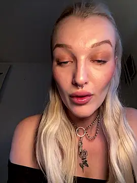 lovecassyrose online show from January 15, 2026, 7:46 am