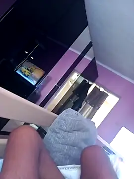 Snapshot of ScrammedHassidim chatting on September 10, 2025, 6:13 am ScrammedHassidim online show from September 10, 2025, 6:13 am