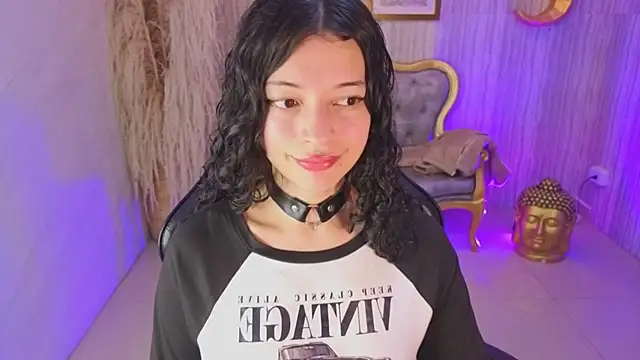 valkiria ardent s online show from April 18, 2026, 1:04 pm