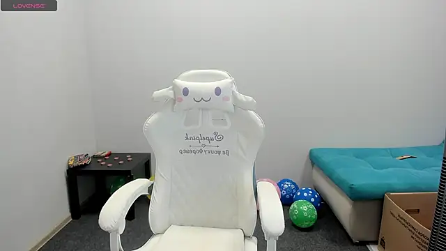 juliamurr 18 online show from September 25, 2025, 12:36 am