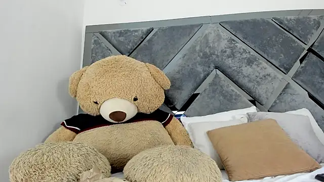 Sweet Salome1 online show from October 18, 2025, 12:17 pm