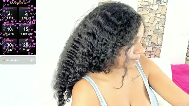 NinaCollinss1 online show from September 24, 2025, 4:21 pm