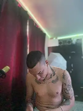 AlphaMasterXxx online show from September 30, 2025, 2:11 pm