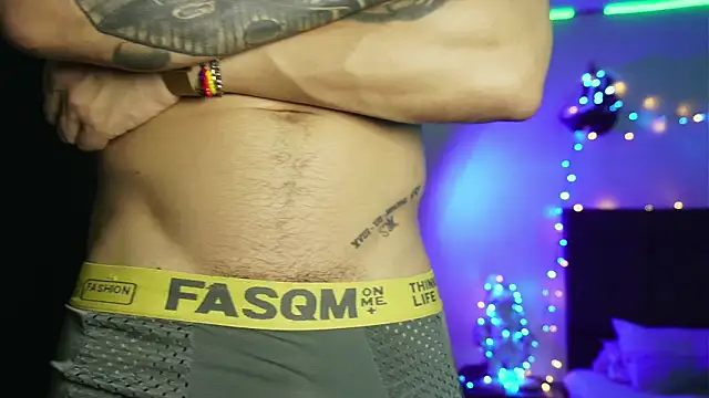 AlphaMasterXxx online show from February 10, 2026, 4:27 am