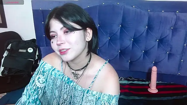 Snapshot of Ginebra_Sensual chatting on October 2, 2025, 12:01 pm Ginebra Sensual online show from October 2, 2025, 12:01 pm