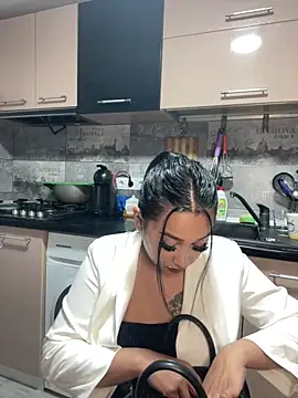 JaneetDeea online show from April 19, 2026, 3:06 am