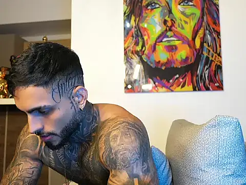 logan hugh8 online show from September 15, 2025, 6:46 am