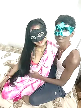 LOVE568 online show from November 2, 2025, 3:36 pm