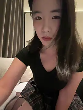 Snapshot of luluya1314 chatting on June 5, 2026, 9:48 am luluya1314 online show from June 5, 2026, 9:48 am