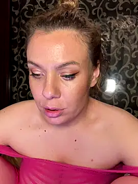 emmasweett11 online show from September 9, 2025, 10:20 pm