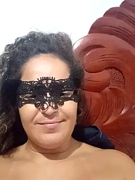 Snapshot of RaphinhaSanches chatting on January 14, 2026, 10:25 pm RaphinhaSanches online show from January 14, 2026, 10:25 pm