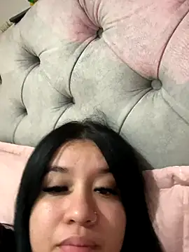 Aliciawhitee online show from October 9, 2025, 11:58 pm